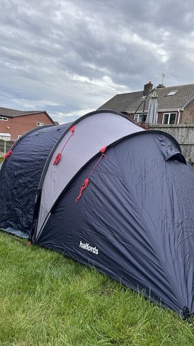 Halfords person urban tent - halfords,